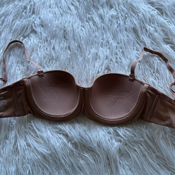 Skims Fits Everybody Strapless Bra Ochre Size 32C - Picture 5 of 6